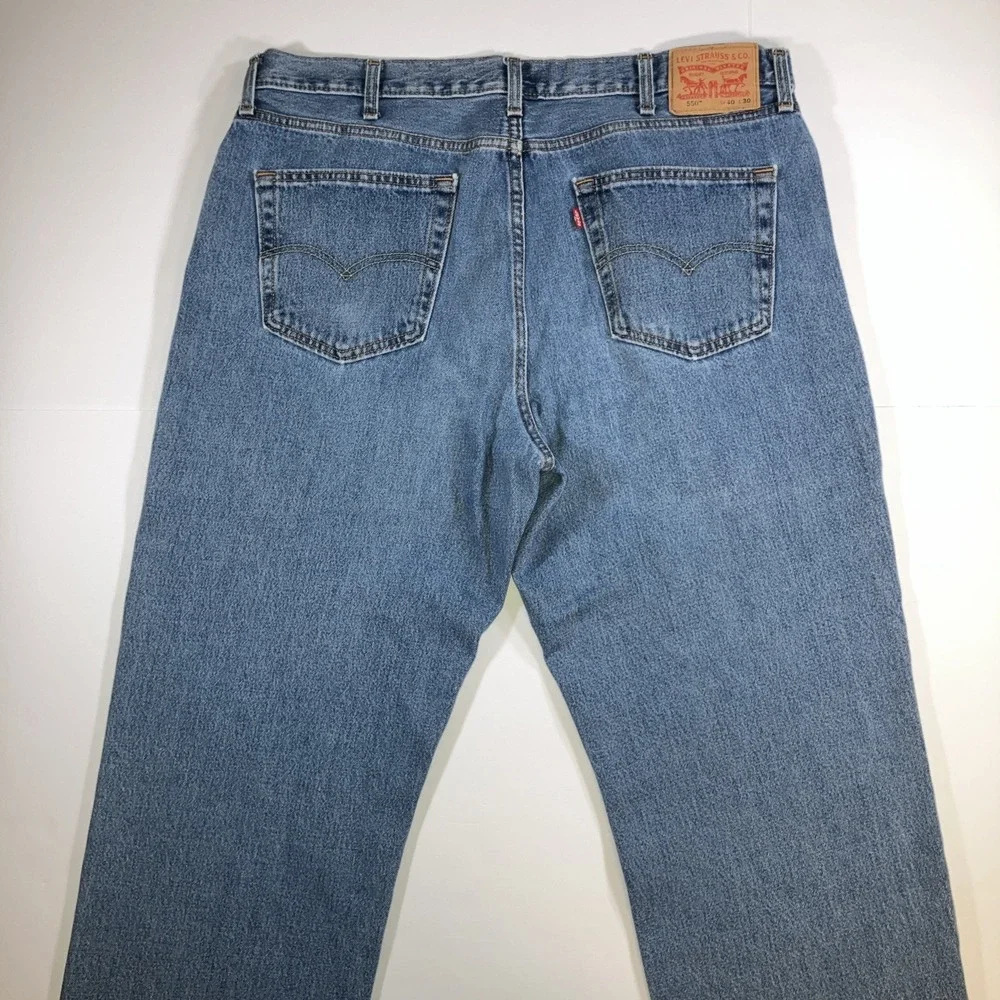 Levi's 550 Relaxed‎ Fit Jeans Mens 40x30 Medium Wash Tapered Blue Denim Pants